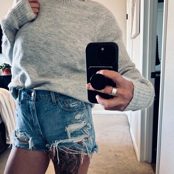 CALVIN KLEIN Soft Knit sweater - Picture 2 of 4